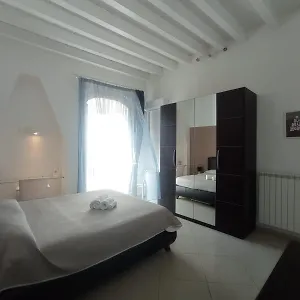 Kimia Home, Centro Affittacamere Modugno