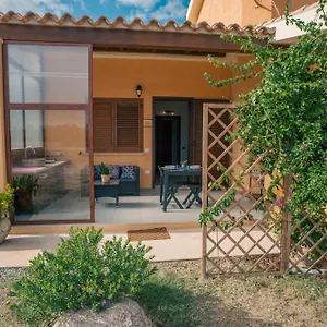 Beth La Casa Della Luna Affittacamere Annunziata (Sardinia)